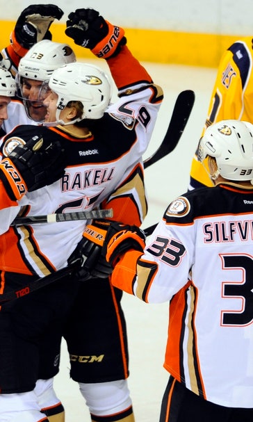 Power Play: Predators fall flat in Rinne's return, lose to Ducks 5-2